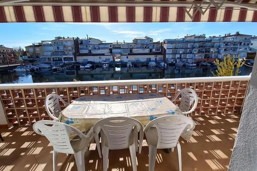 Apartamento Ideal Para Relajarse Empuriabrava 0*,  Spain